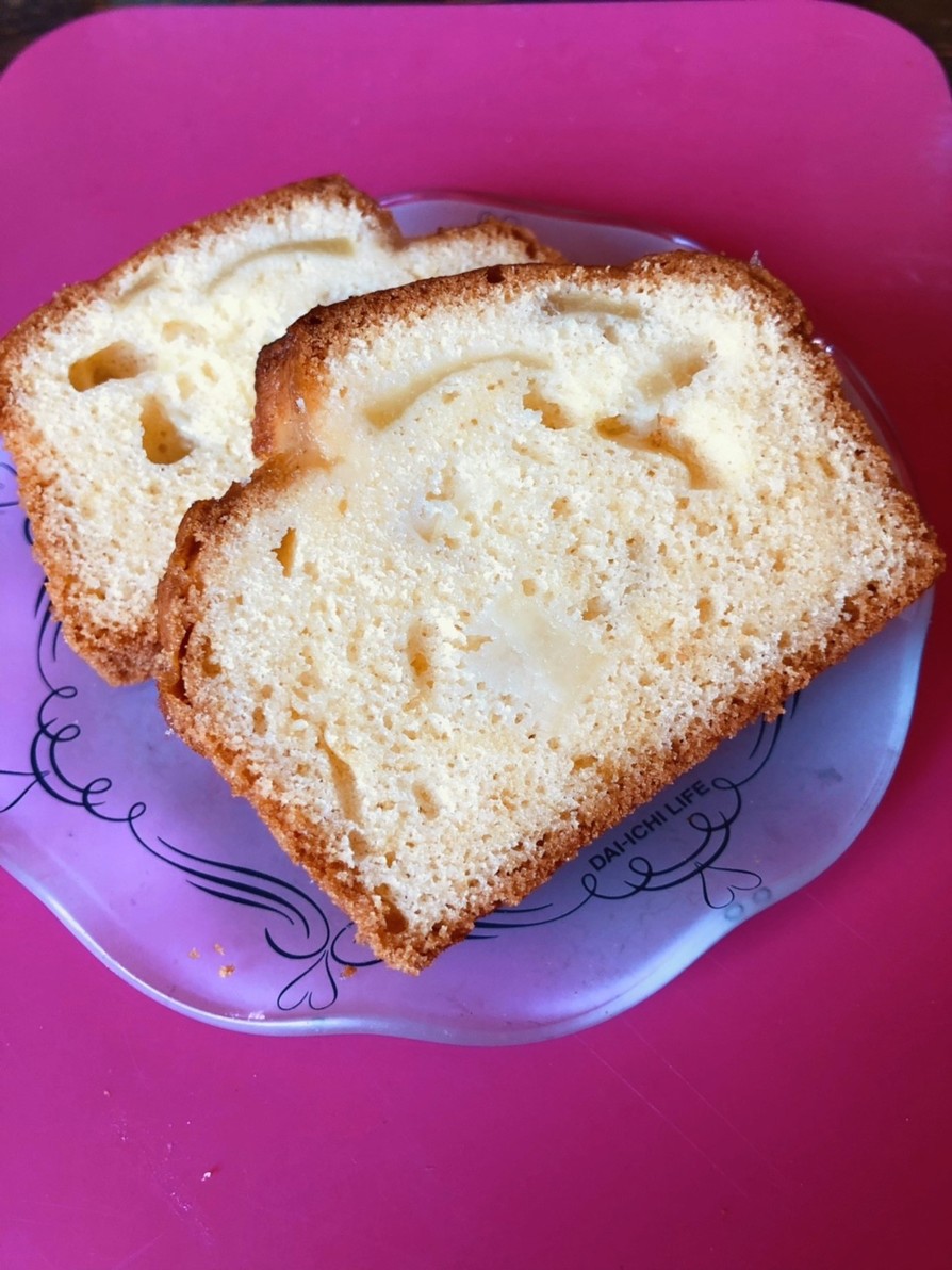 簡単米粉パウンドケーキ（白桃缶詰）の画像