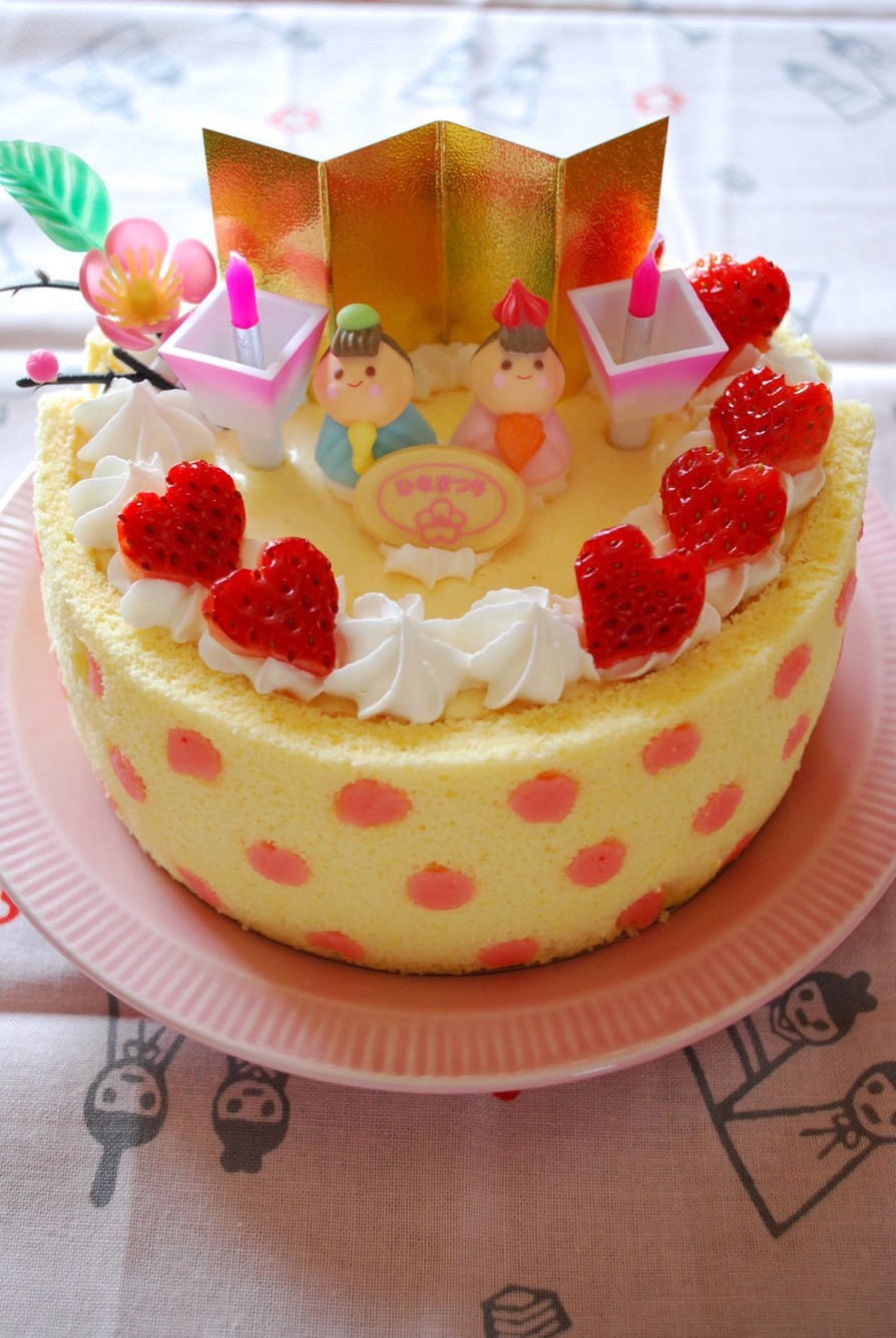 水玉ババロアのひな祭りケーキの画像