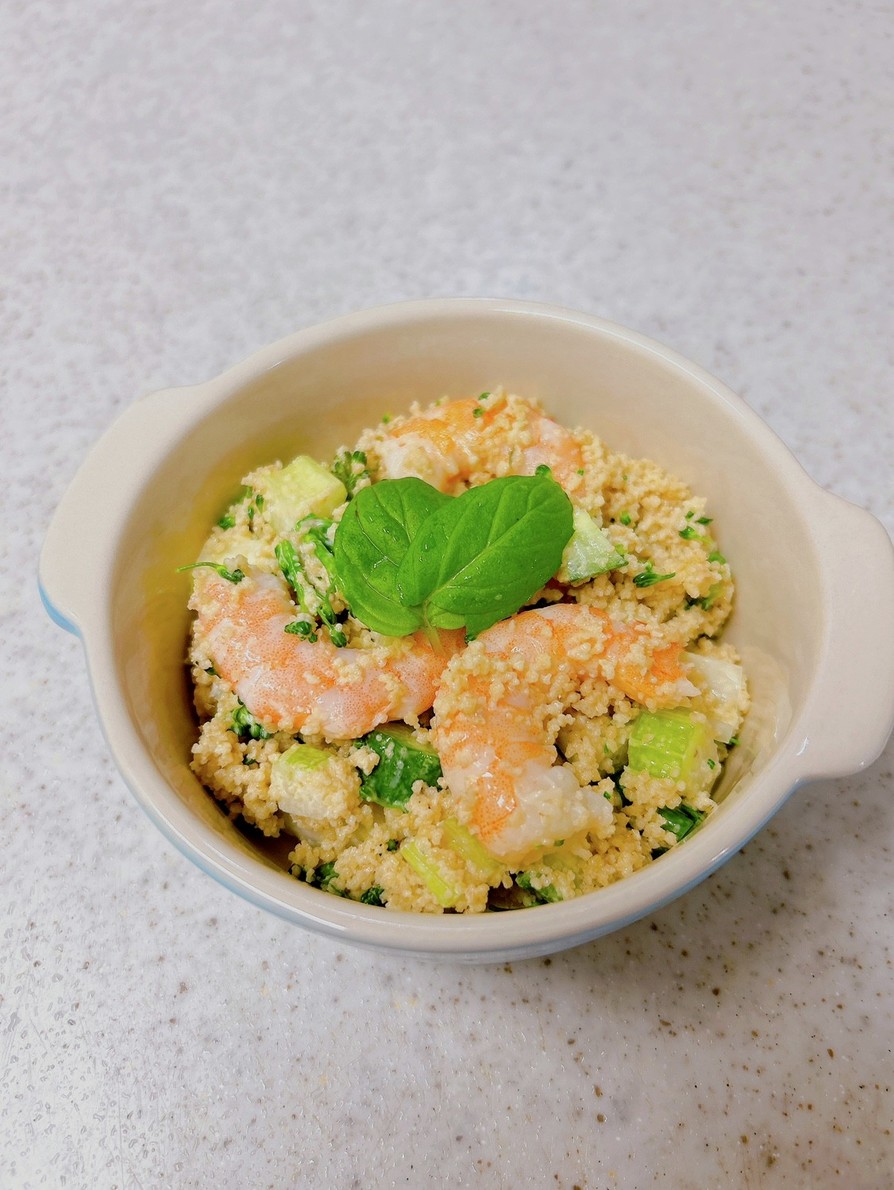 エビのグリルとクスクスのサラダのレシピ