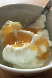Honey yogurt