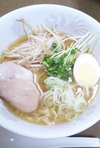 胡麻香汁麺(ごまこうしるめん)