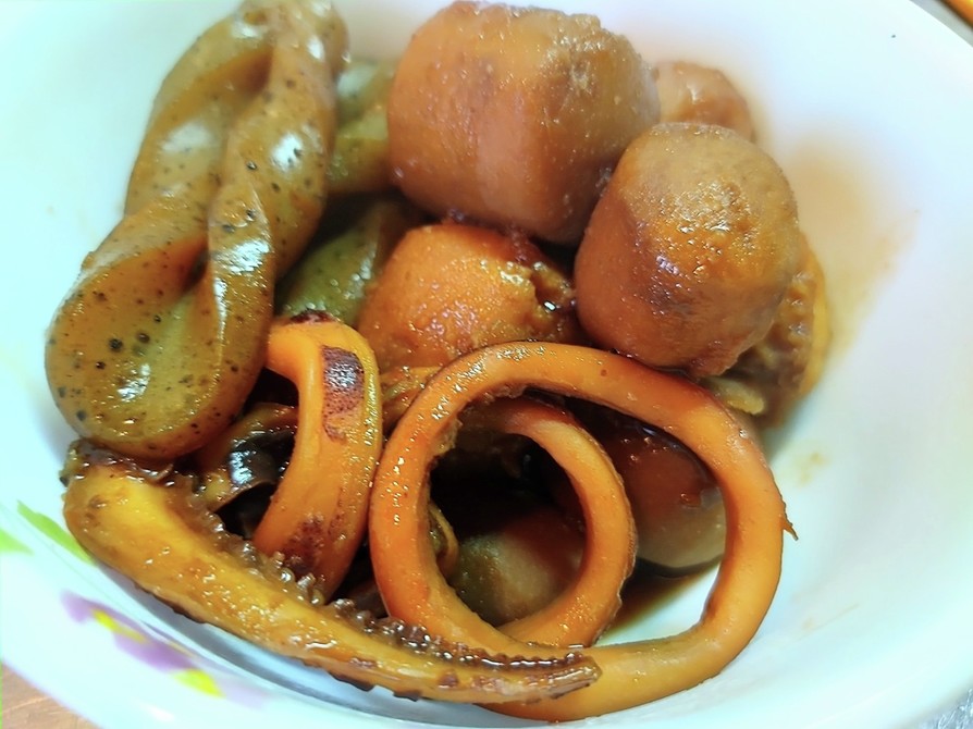 麺つゆと冷凍里芋で簡単 イカと里芋の煮物の画像