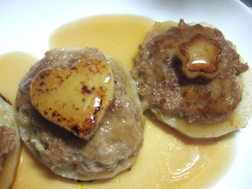 ハンバーグ?長芋ステーキ?
