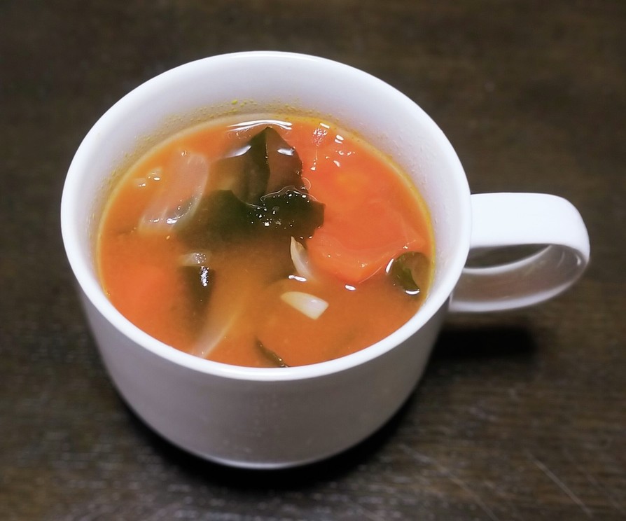 トマト缶とわかめでできる激うま簡単スープの画像