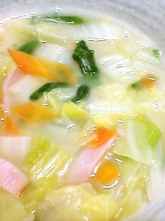 レンチン簡単♪野菜たっぷりホワイトスープの画像