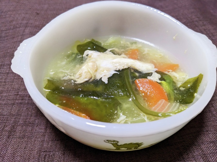 レタスとわかめの生姜スープの画像