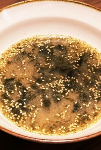 焼き海苔と鰹節と炒り胡麻の味噌汁