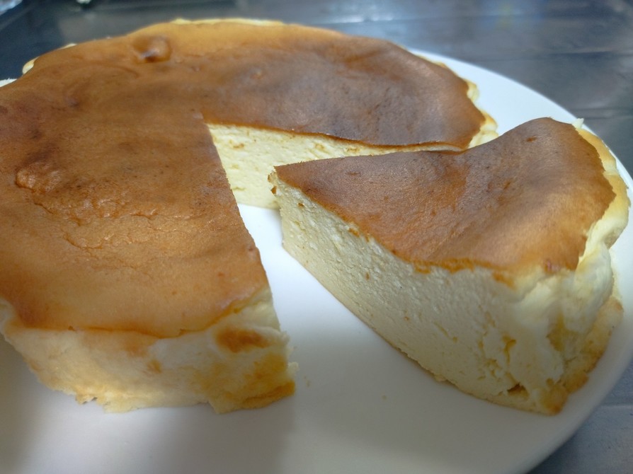 カスタードクリームでスフレチーズケーキの画像