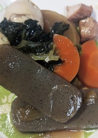 小松菜とにんじんとたまごと豚肉の煮物