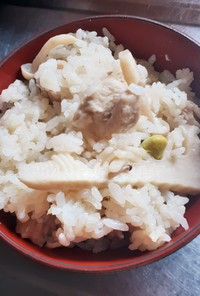 簡単★鶏肉と水煮タケノコの炊き込みご飯