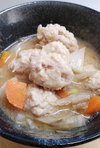 鶏団子の味噌スープ