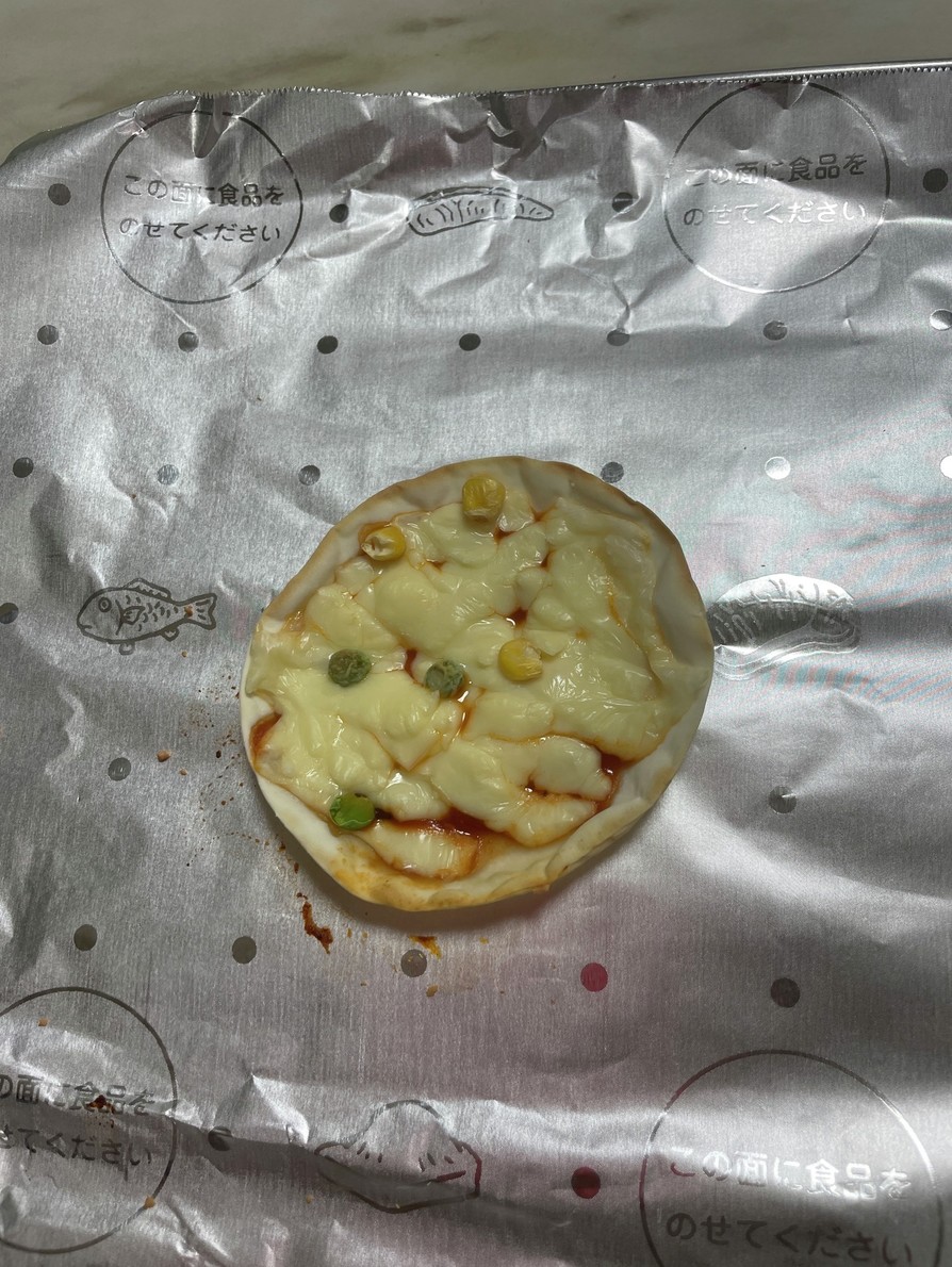 超簡単、でおいしい餃子の皮のミニピザの画像