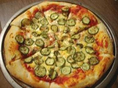 ズッキーニのピザの写真
