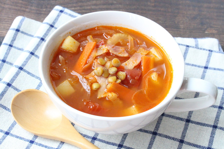 レンズ豆のトマトスープ（トマト給食）の画像