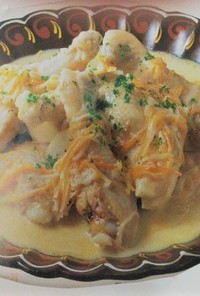 ワーテルゾーイ～鶏肉の煮込みベルギー風～