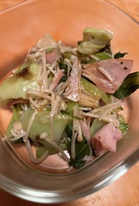 青梗菜とエノキとベーコン炒め