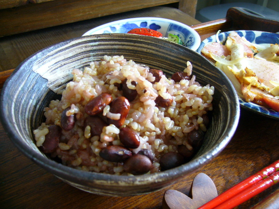 圧力鍋で玄米ごはん（黒豆もち米入り）の画像