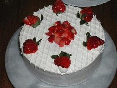 ◆◇デコ◇◆苺のケーキ　誕生日に☆の写真