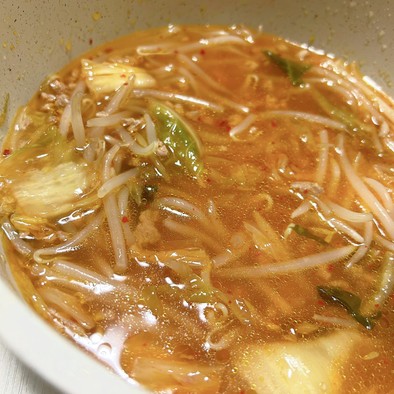 【アレンジ無限】キムチともやしのスープの写真
