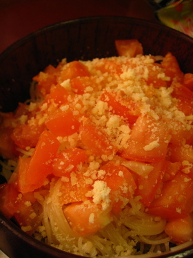 10分で簡単!フレッシュトマトパスタ。