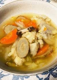白菜と鶏ごぼうのニンニク生姜野菜スープ