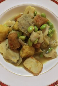 練り物と枝豆のカレー粉スープ