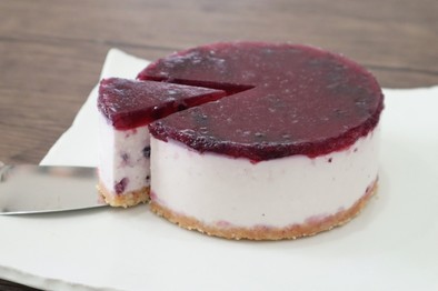 簡単に作れるブルーベリーチーズケーキの写真