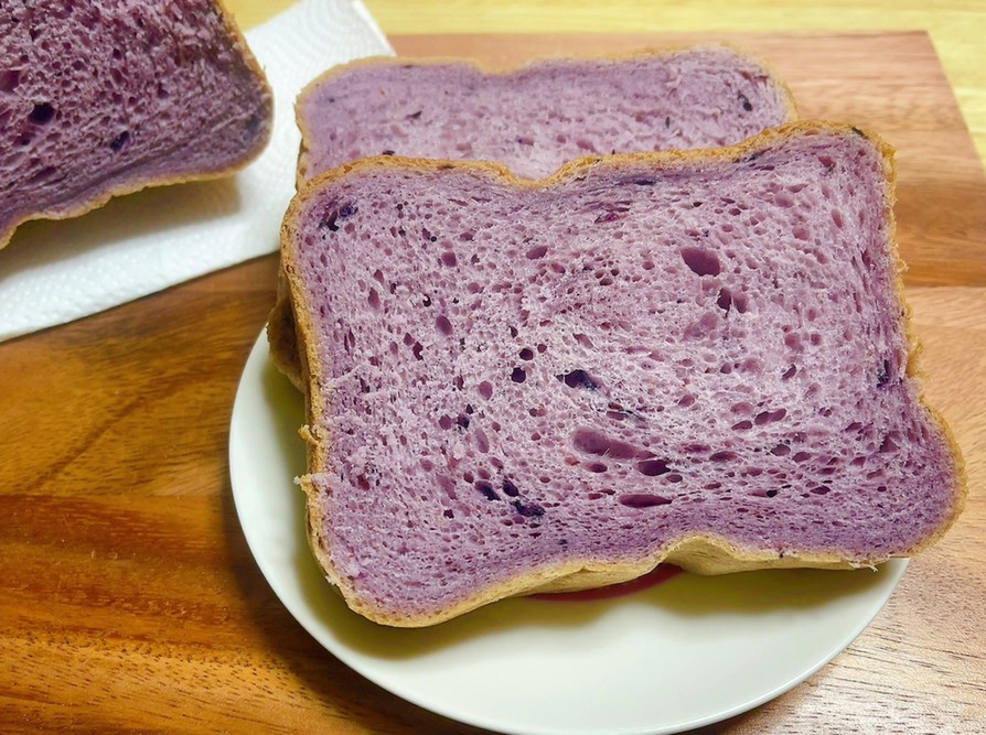 ブルーベリー食パンの画像