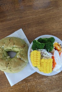 JK☆抹茶ベーグル＆サラダ弁当♪