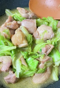 鶏ももとキャベツの和風カレー炒め(^^)