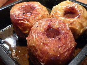 ★オーブンで簡単♪ジューシー焼きりんご★