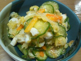 病院給食の和風サラダ