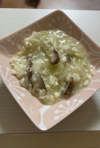 鶏とねぎ塩の変わり種湯豆腐(くずし煮)