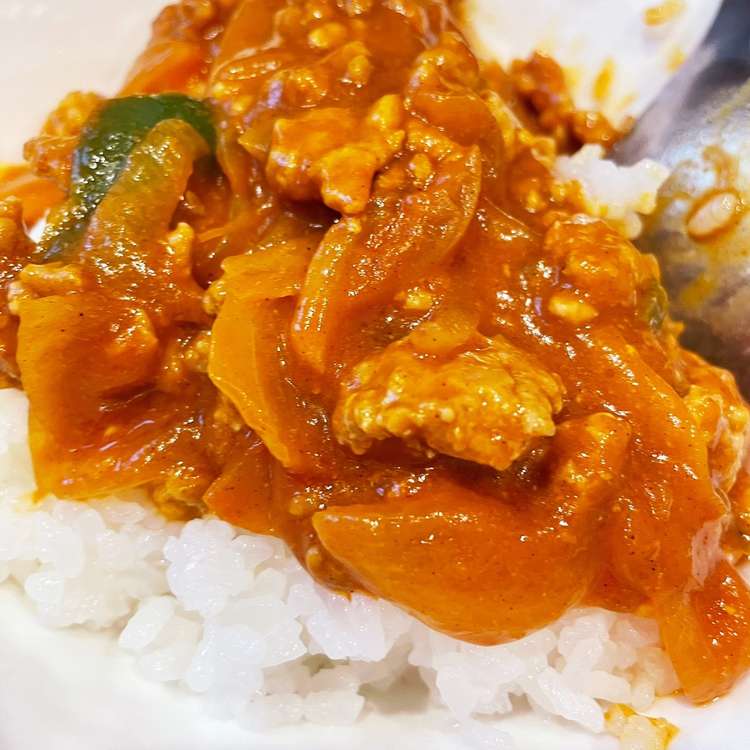 カレールーと野菜ジュースでハヤシライス