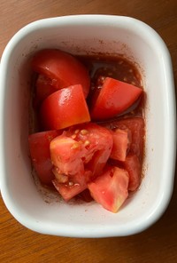 黒糖トマトサラダ