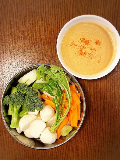 温野菜のための味噌マヨディップの写真