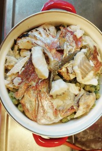 明石鯛とエンドウ豆の炊き込みご飯
