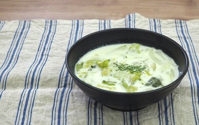 トロトロ！白菜のミルクスープの写真
