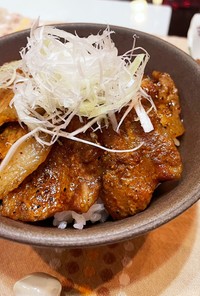 北海道名物　豚丼
