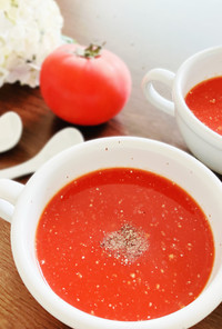 30秒でできる！塩麹の冷製トマトスープ