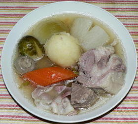 圧力鍋で、豚肩ロース肉たっぷりのポトフ