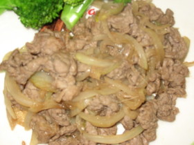 牛肉と玉ねぎのしょうが炒め