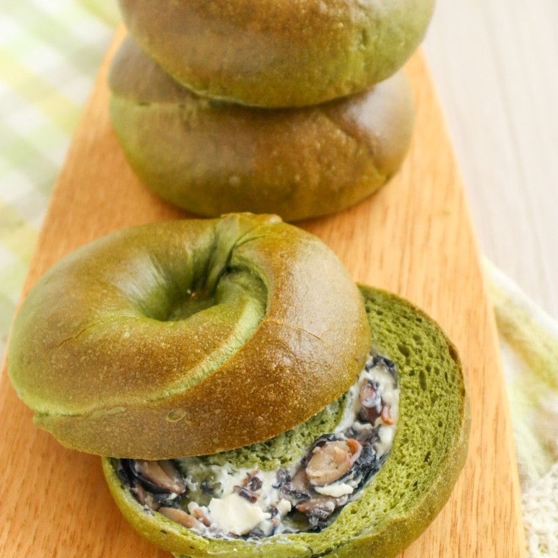 抹茶クリームチーズ入りベーグルのレシピ