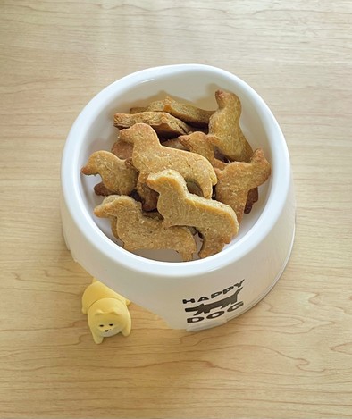 米粉と全粒粉で作る 犬用胡麻クッキーの写真