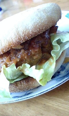 夕べの残り物でハンバーガー^^
