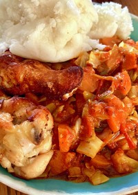 ガーナの野菜と鶏肉のシチュー