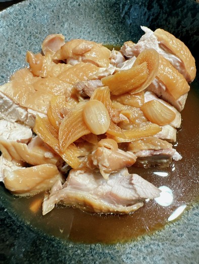 鶏もも肉のにんにく生姜煮の写真