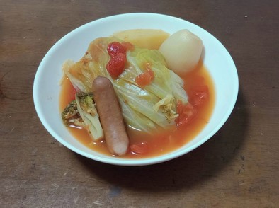 野菜のおかずスープの写真