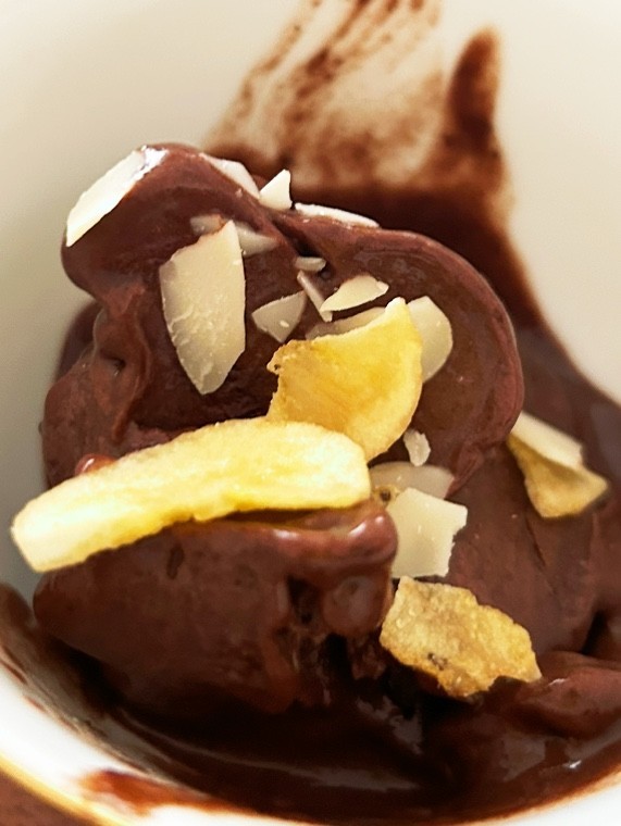 冷凍バナナとココアパウダーのチョコアイスの画像