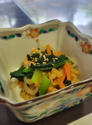小松菜の彩りナムルの写真